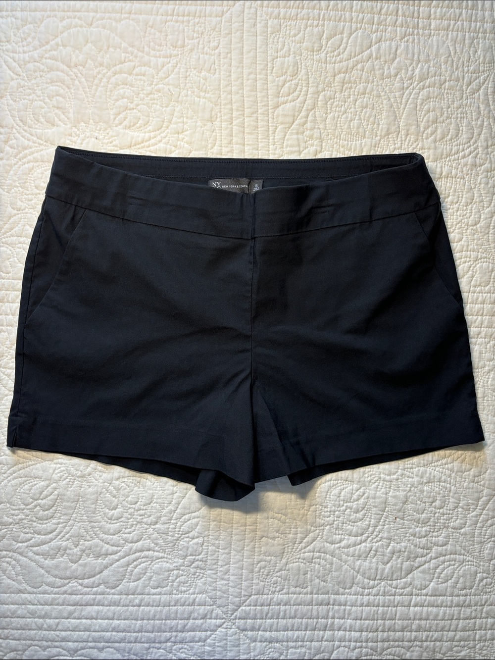 New York & Company Black Women's Stretch Waist Shorts